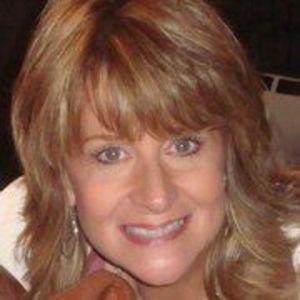 Meet your Posher, Julie at